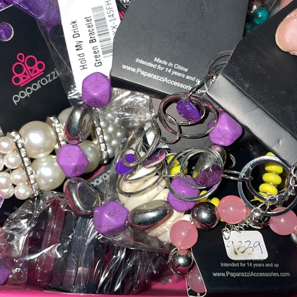 Paparazzi Bracelets - Picture 2 of 2